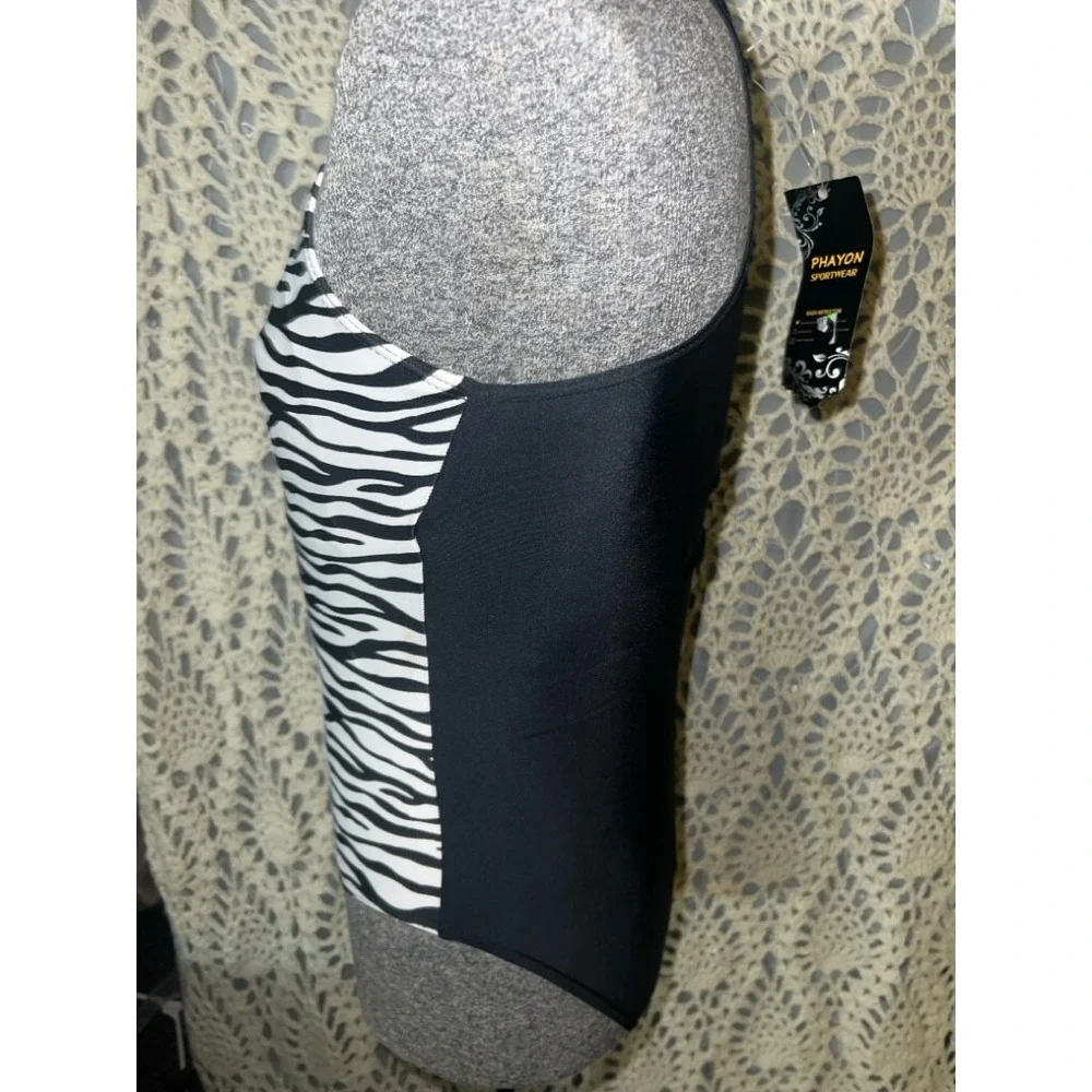 New! Phayon Sz XS One Piece Black White Zebra Swimsuit C05‎